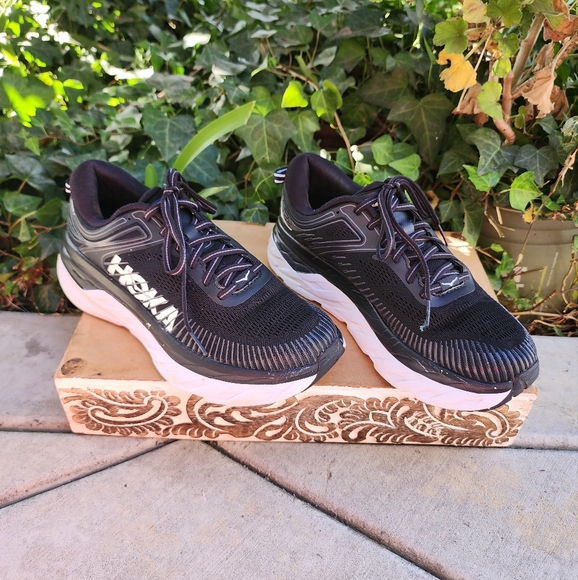 Hoka One One Bondi 7 Athletic Shoes - Picture 7 of 10